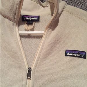 Patagonia quarter zip fleece
